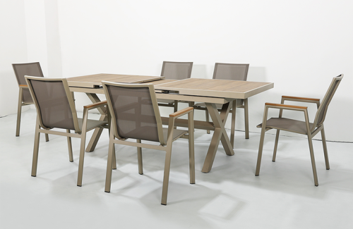 2035 STÓŁ Z KRZESŁAMI.png