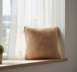 Poszewka futerkowa 45x45 cm beżowa AST232651-7