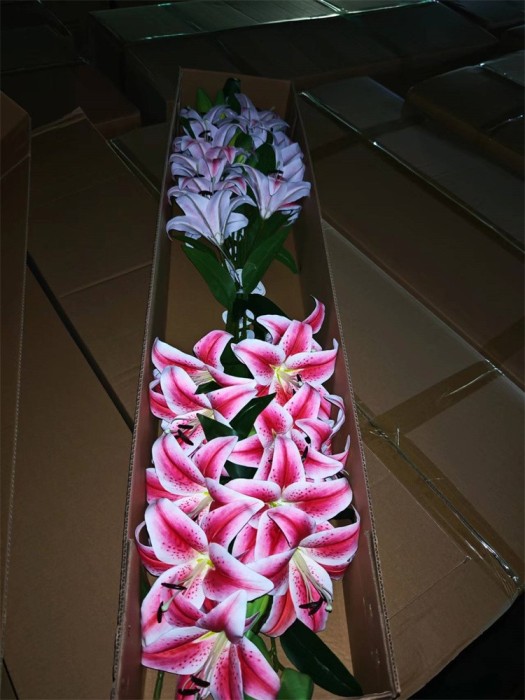 Kwiat sztuczny Lilia gałązka 90cm ASC23457-8