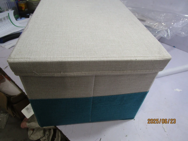 Organizer tekstylny z pokrywą 41 x 31 x 25 cm AST40551